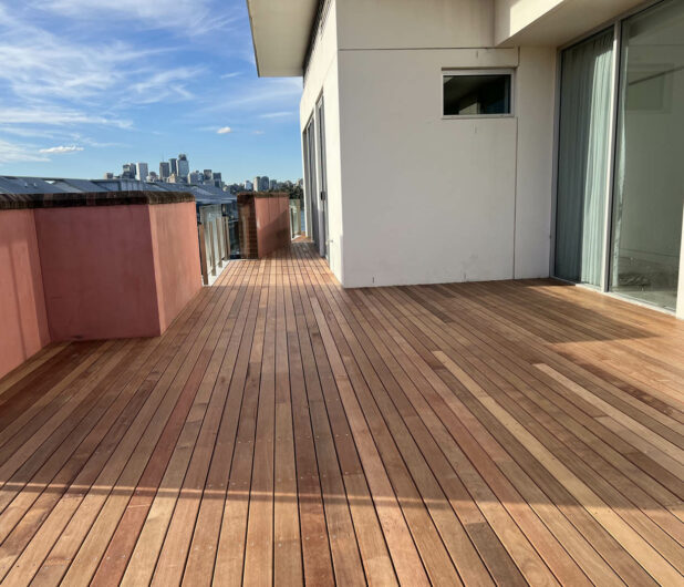 Piamont pant house decking